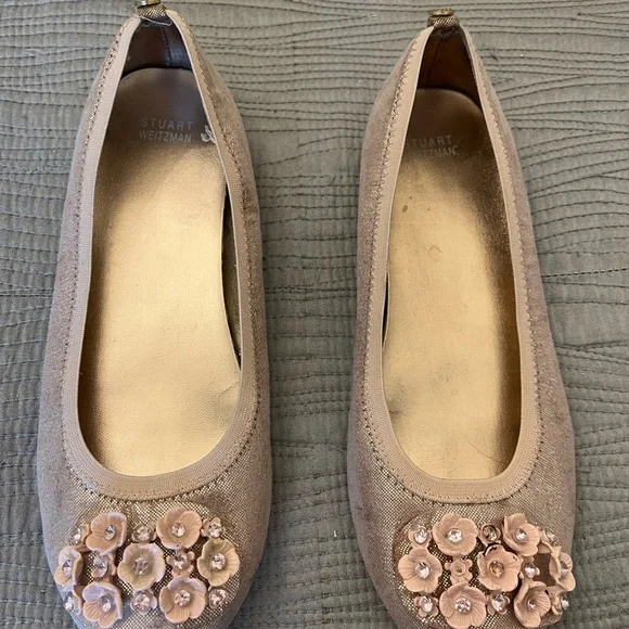 Stuart Weitzman - Picture 4 of 4